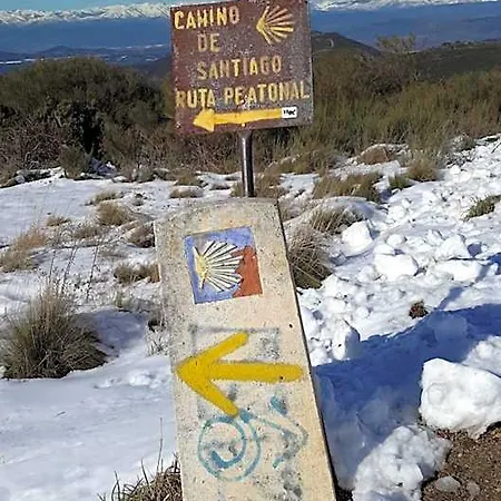 Oda ve Kahvaltı La Trucha Del Arco Iris El Acebo de San Miguel