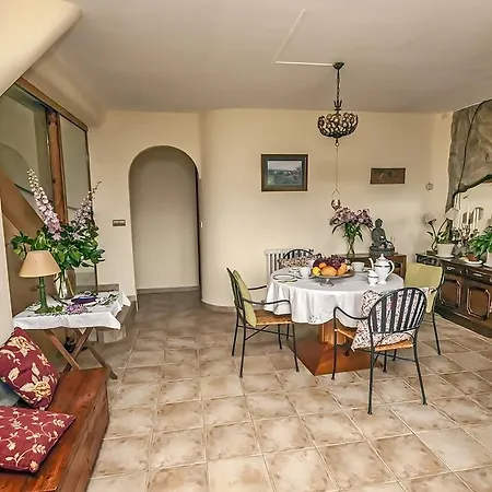 La Trucha Del Arco Iris Bed & Breakfast 3*