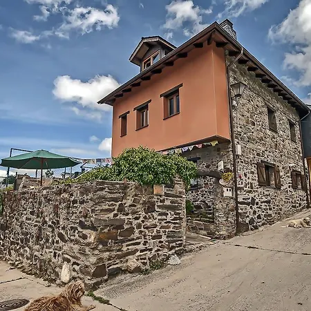 La Trucha Del Arco Iris Bed & Breakfast 3*