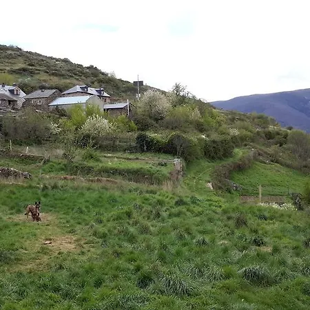 La Trucha Del Arco Iris Oda ve Kahvaltı El Acebo de San Miguel