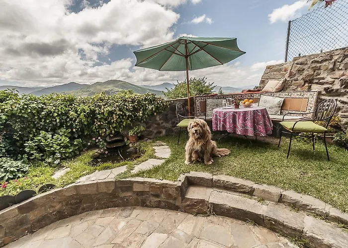 La Trucha Del Arco Iris לינה וארוחת בוקר El Acebo de San Miguel