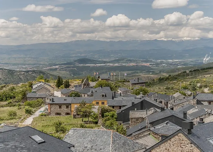 לינה וארוחת בוקר La Trucha Del Arco Iris 3*